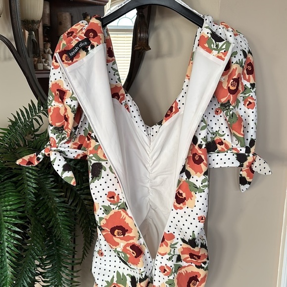 Lavish Alice White Orange Floral Polka Dot Ruched Mini Dress Puff Sleeves - Picture 14 of 16